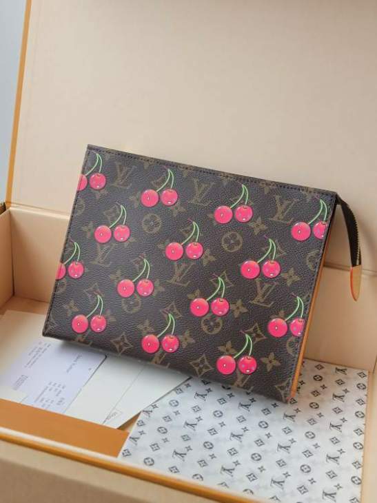 Picture of Louis Vuitton Wallets _SKUfw220044677fw